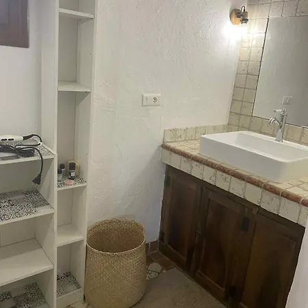 Сasa de vacaciones Provencal And Pool - 4 Bedrooms - Up To 10 People Pont-Saint-Esprit