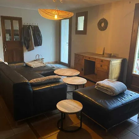 Provencal And Pool - 4 Bedrooms - Up To 10 People *